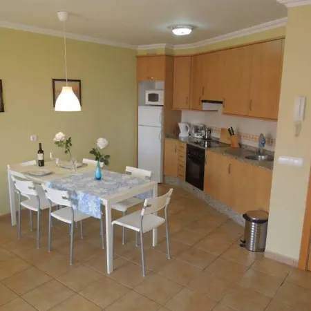 Casa Soleada Close To The Sea + Beach, Wifi, 2 Pools, Terrace, Sea View, Sat-tv غراناديا دي أبونا