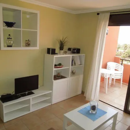 Casa Soleada Close To The Sea + Beach, Wifi, 2 Pools, Terrace, Sea View, Sat-tv * Гранадилла-де-Абона