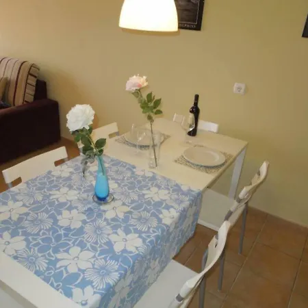 Апартаменты Casa Soleada Close To The Sea + Beach, Wifi, 2 Pools, Terrace, Sea View, Sat-tv Гранадилла-де-Абона